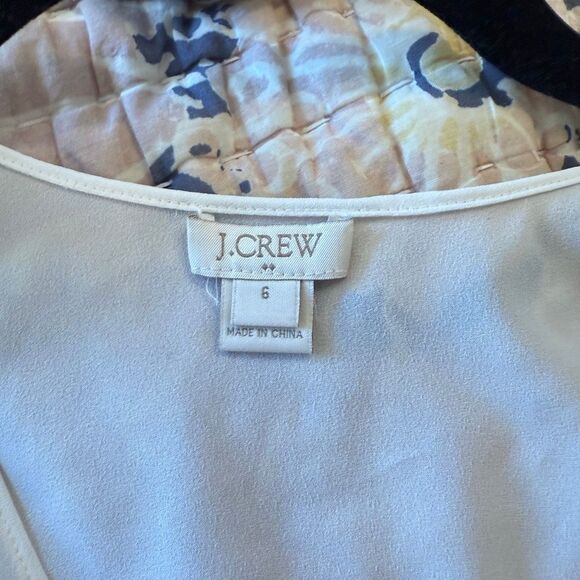 JCrew white short sleeve blouse size 6 - Picture 3 of 3